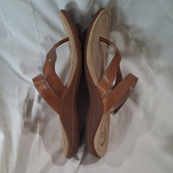 Abeo Women's Tan Sandals Size 7 - Picture 4 of 6